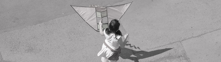 kind met vlieger header 2